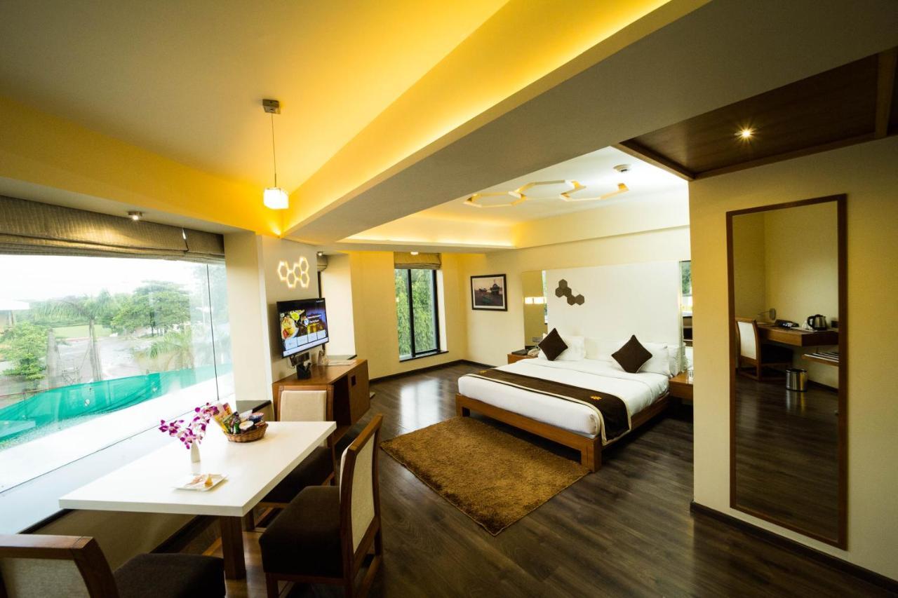 Executive City View Room