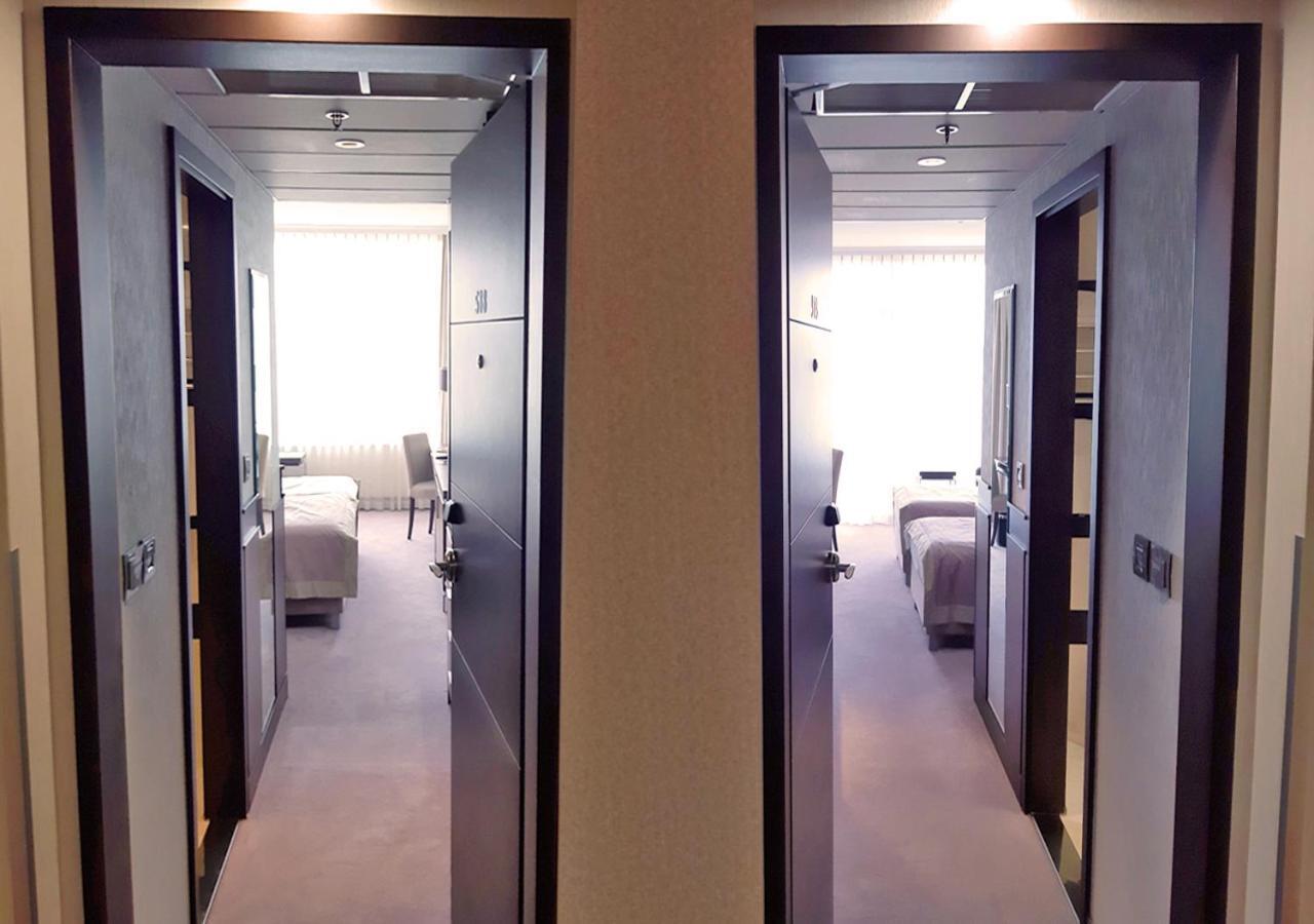 2 Camere Adiacenti