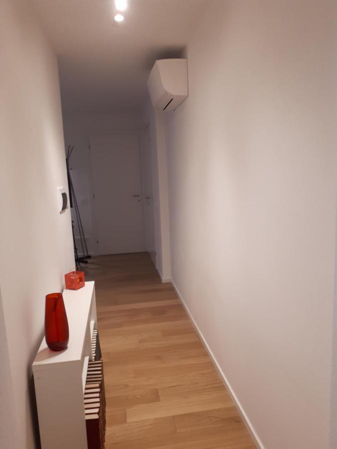 One-Bedroom Apartment,936739906:JPEG