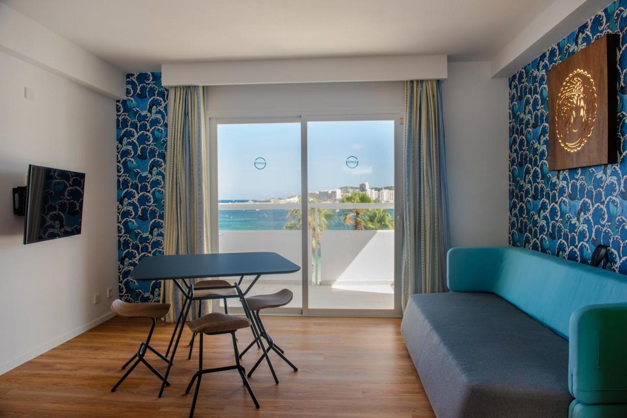 Estudio con vistas al mar
