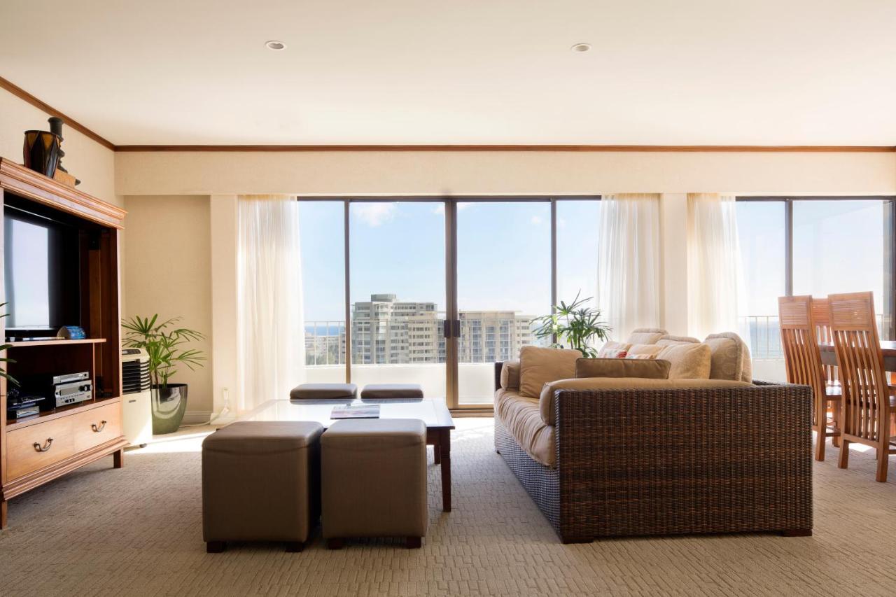 Ocean View 2-Bedroom Penthouse