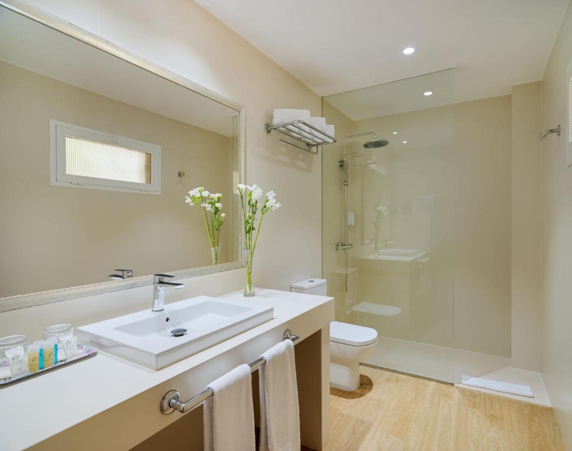 Double Room,1773702749:JPEG