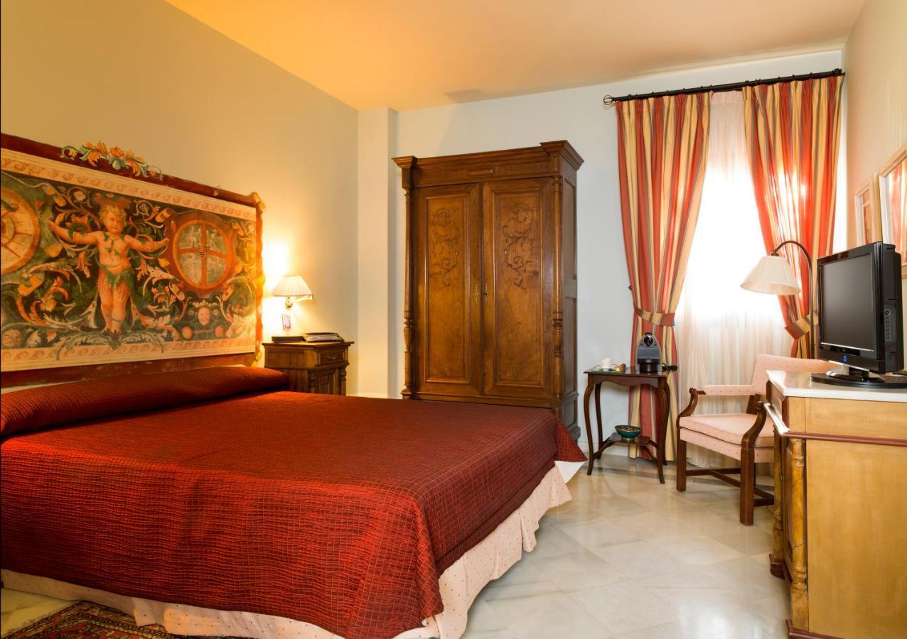 Standard Double or Twin Room,934267432:JPEG