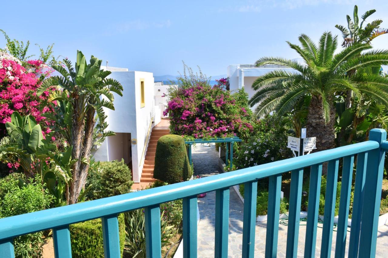 Double or Twin Room Garden View