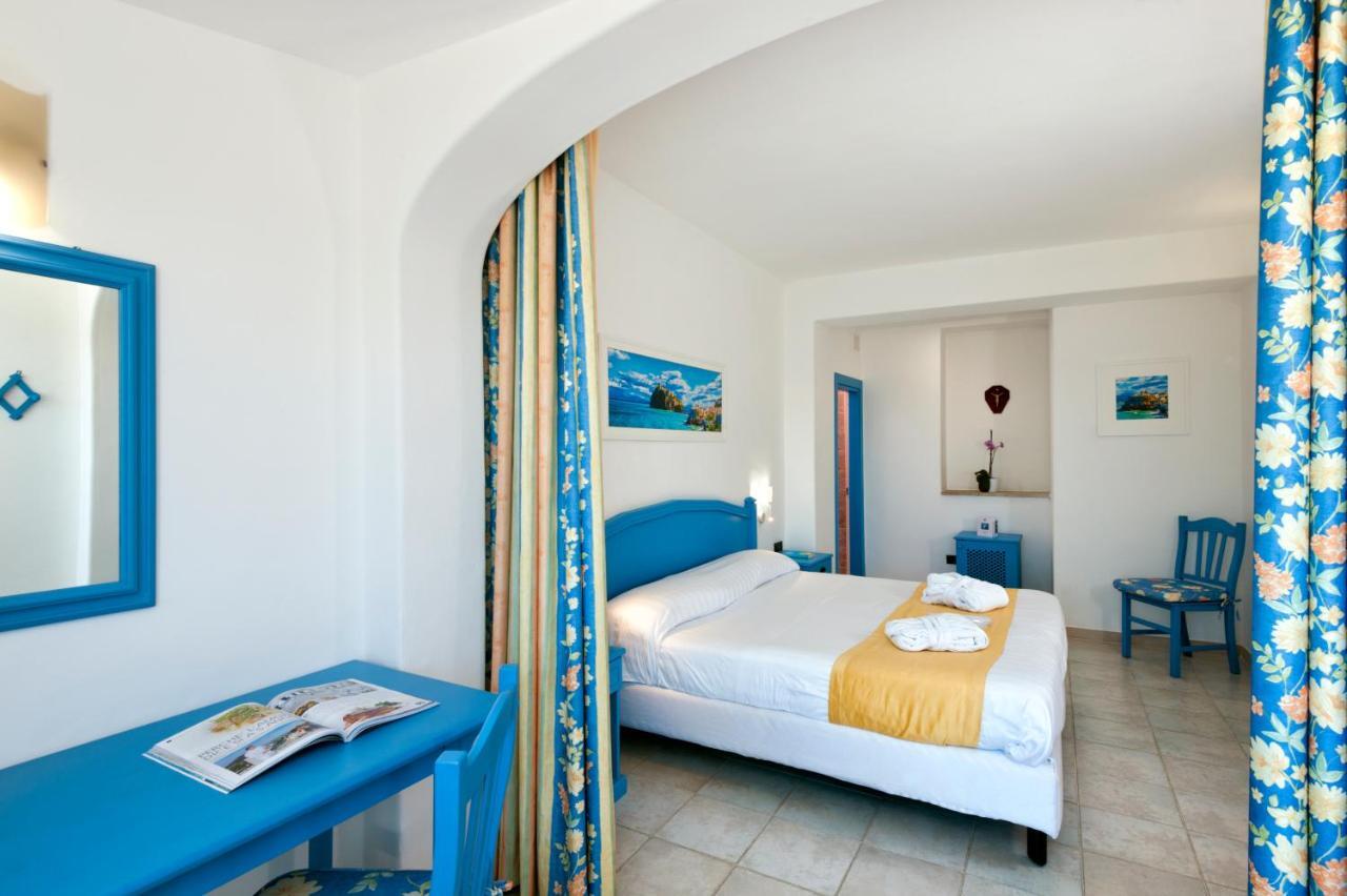 Triple Room with Sea View with Access to Thermal Park