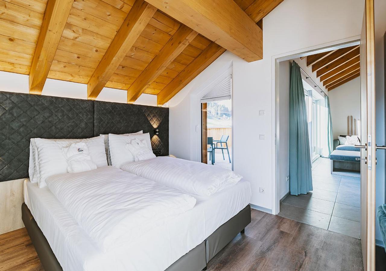 Four-Bedroom Penthouse Sauna,1287898696:JPEG