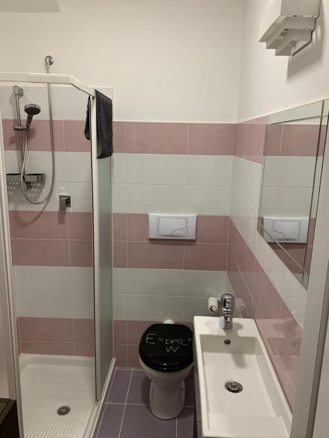 Vierbettzimmer mit eigenem Bad