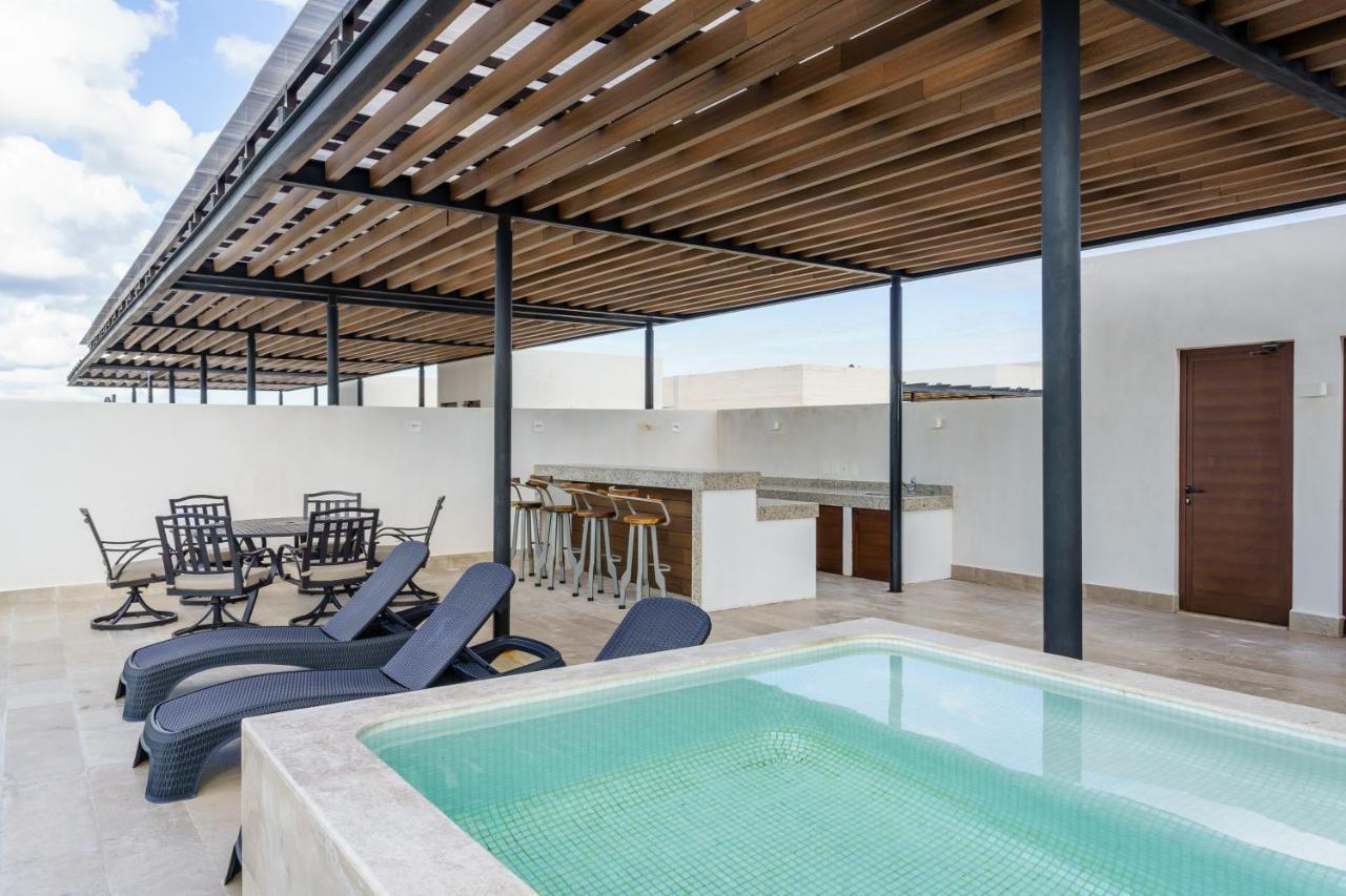 Penthouse Apartment,955667032:JPEG