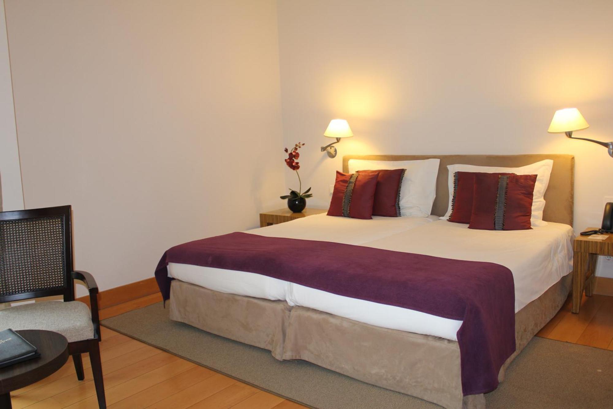 Twin Room Land View
