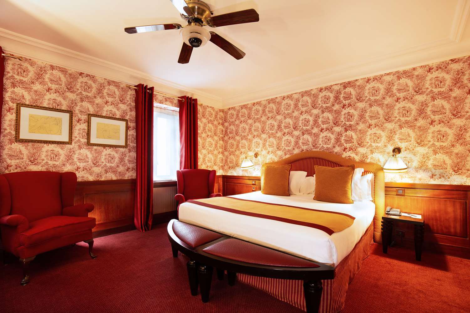 Chambre Lit King-Size Deluxe - Non-Fumeurs