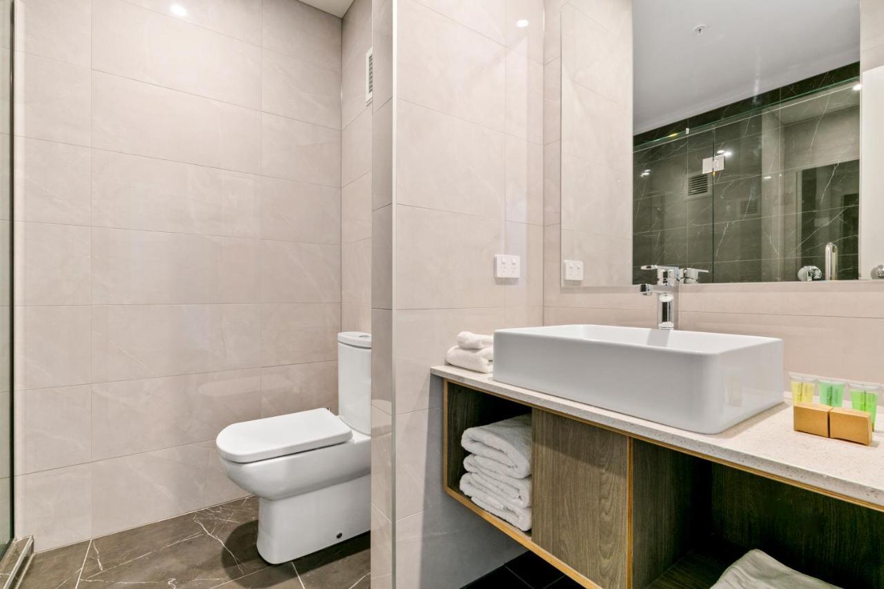 Mt Cook Lodge Standard Double or Twin Room