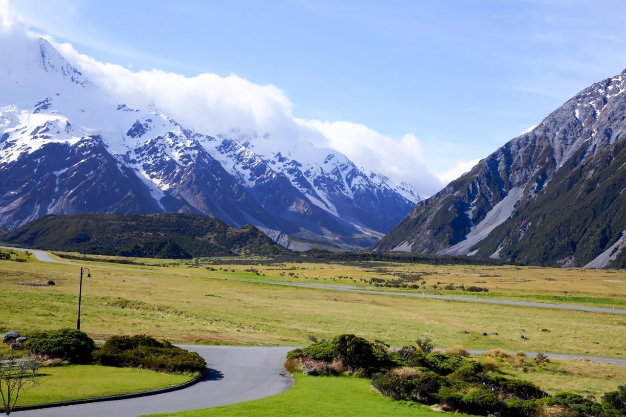 Mt Cook Lodge Double or Twin Room view