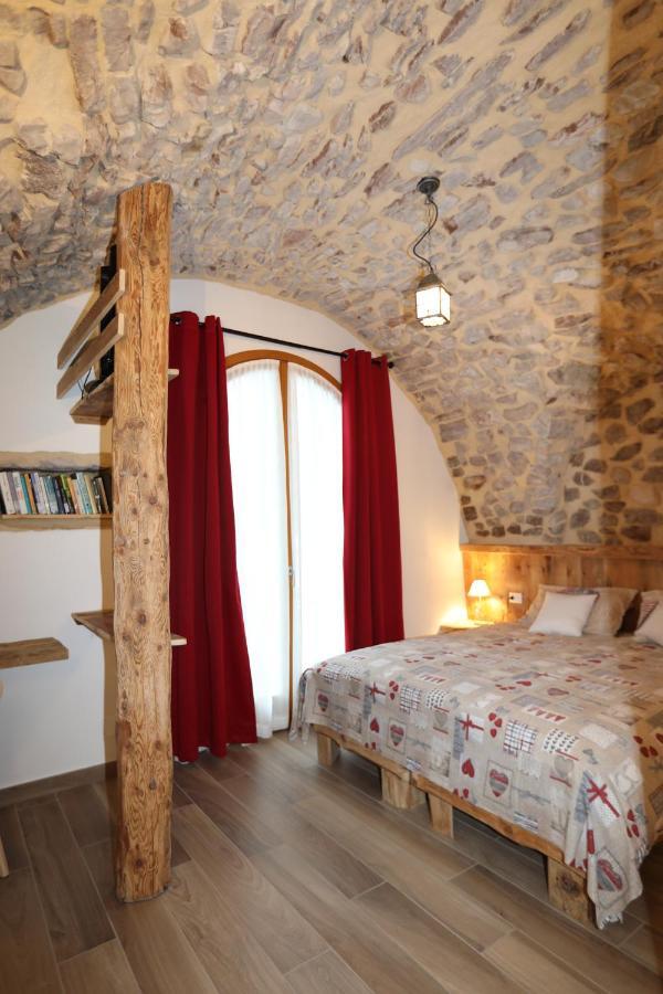 Double or Twin Room Private Bathroom