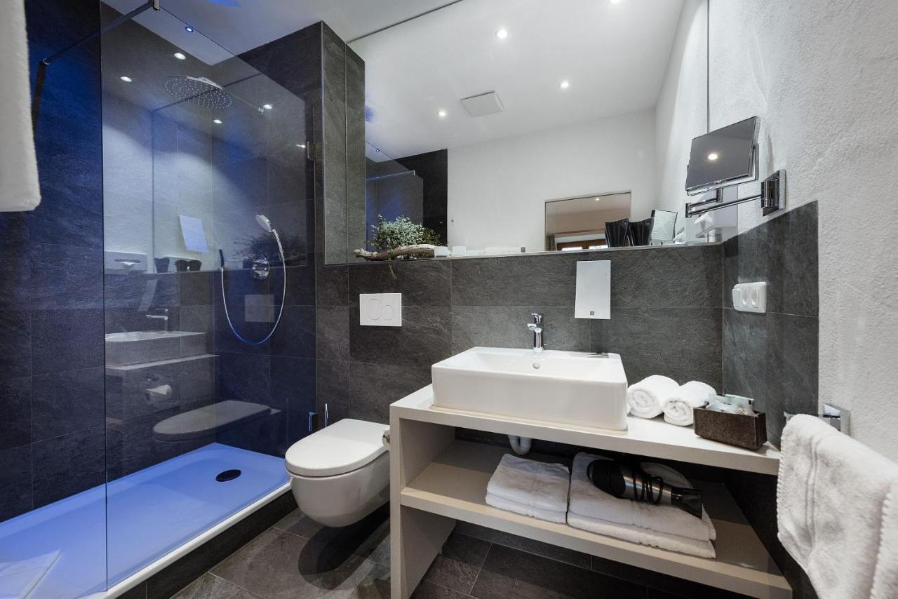 Superior Double Room Mountain View