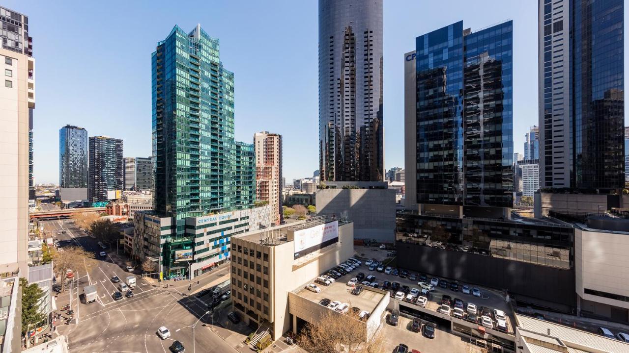 One-Bedroom Apartment City View No Housekeeping