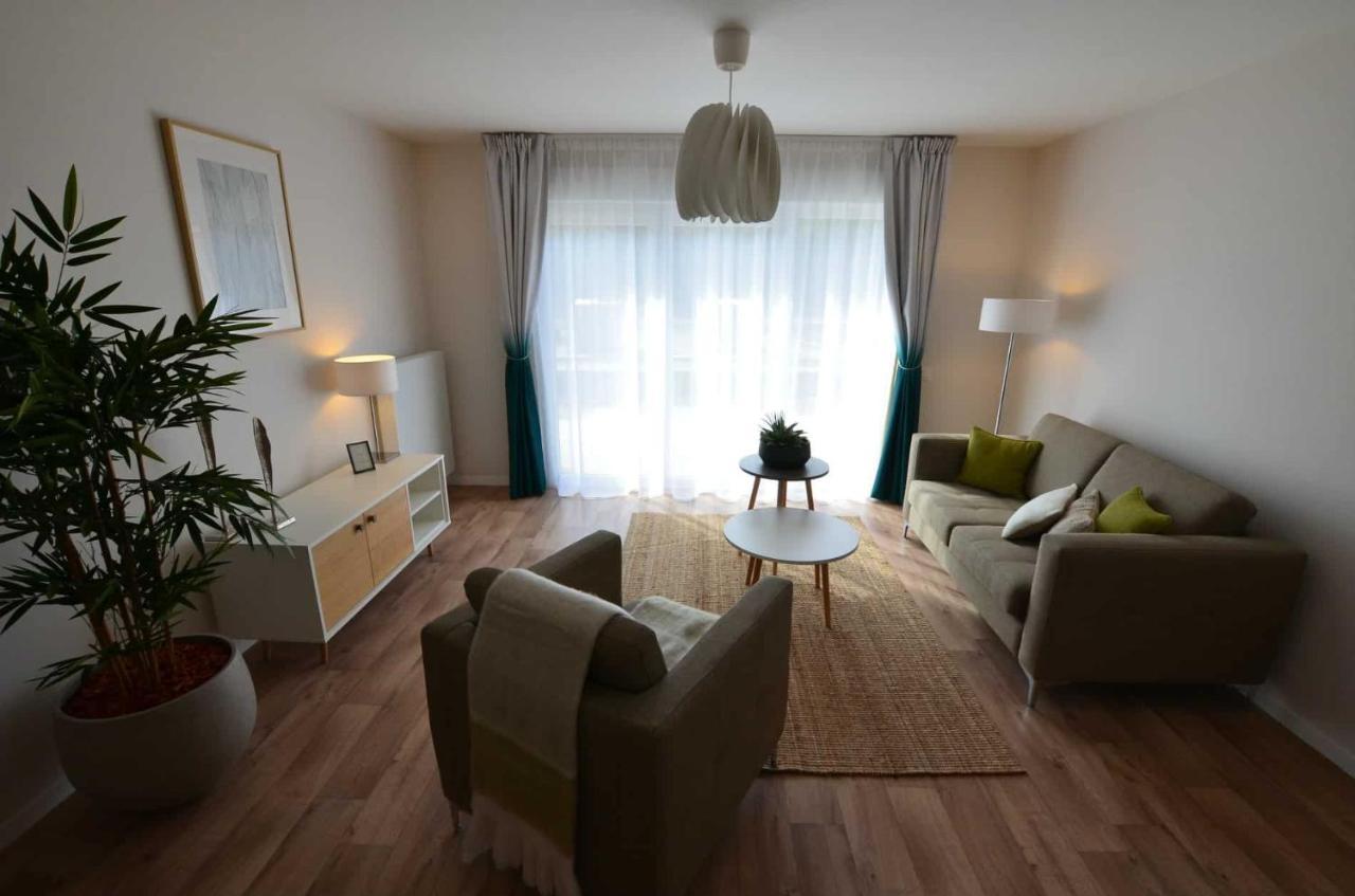 One-Bedroom Apartment,972969097:JPEG