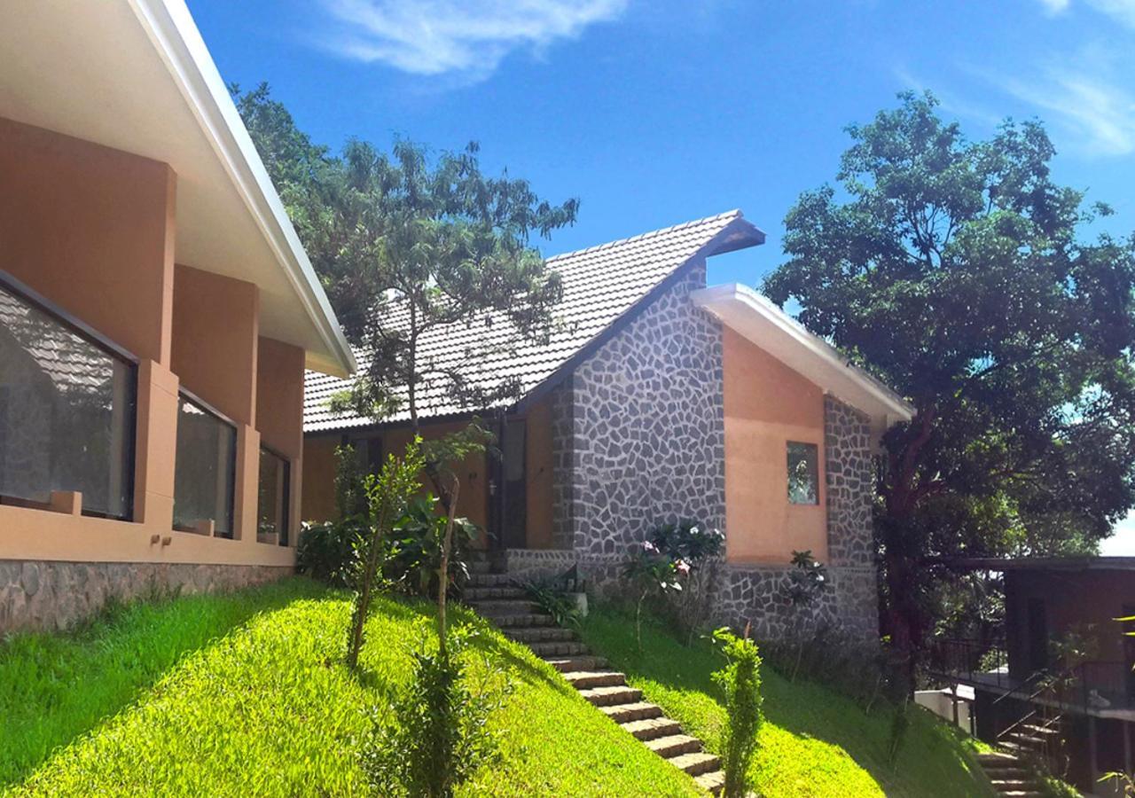 Club Room