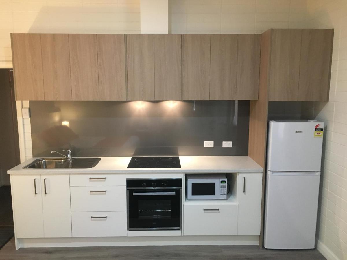Queen Room with Kitchenette