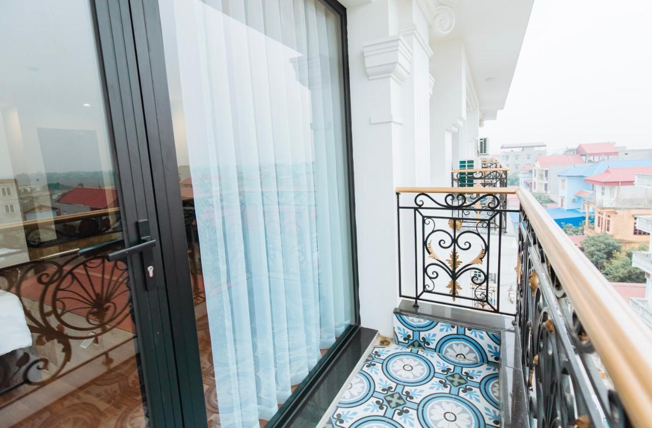 Suite with Balcony