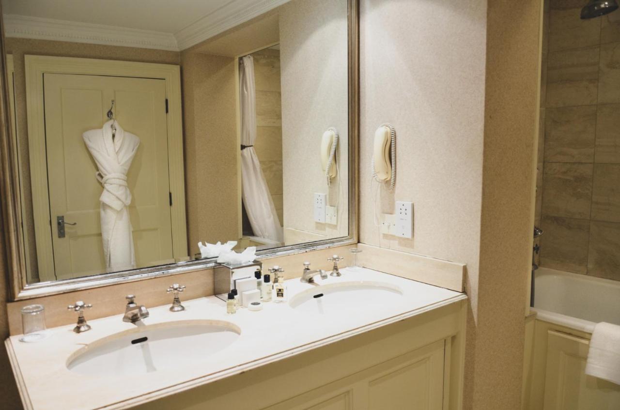 Deluxe Double or Twin Room Garden View