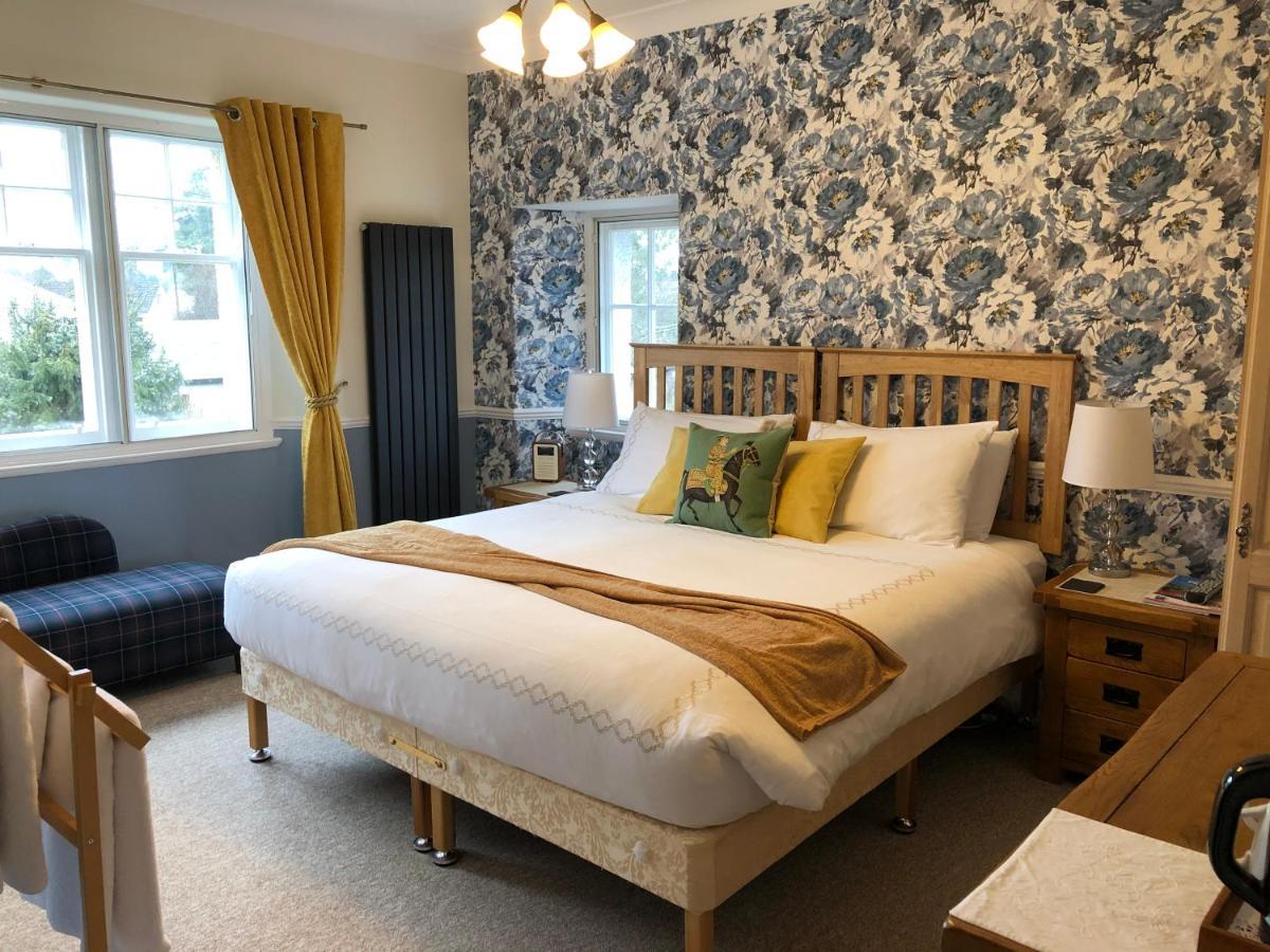 Double or Twin Room with Shower