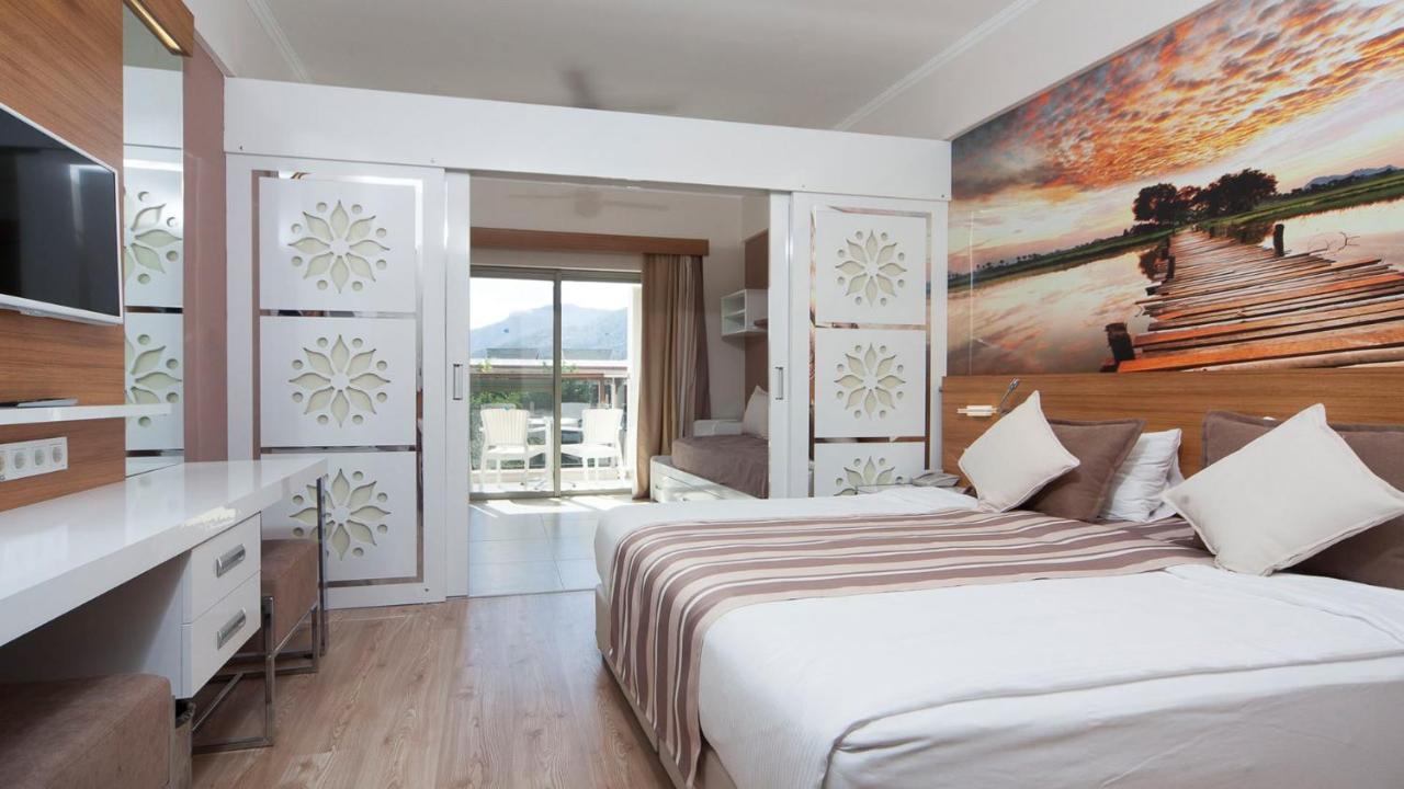 Standard Double Room,989427520:JPEG
