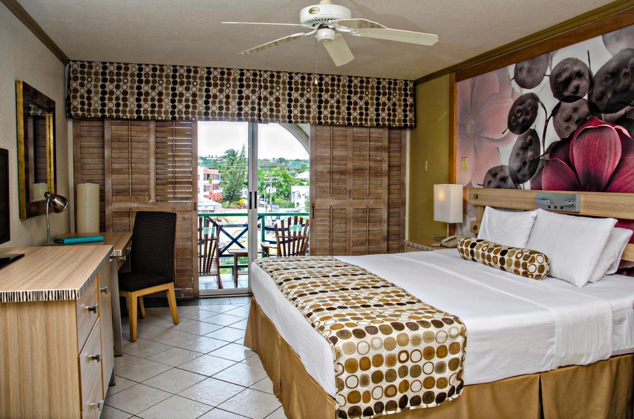Kamer met Kingsize Bed en Uitzicht op Eiland