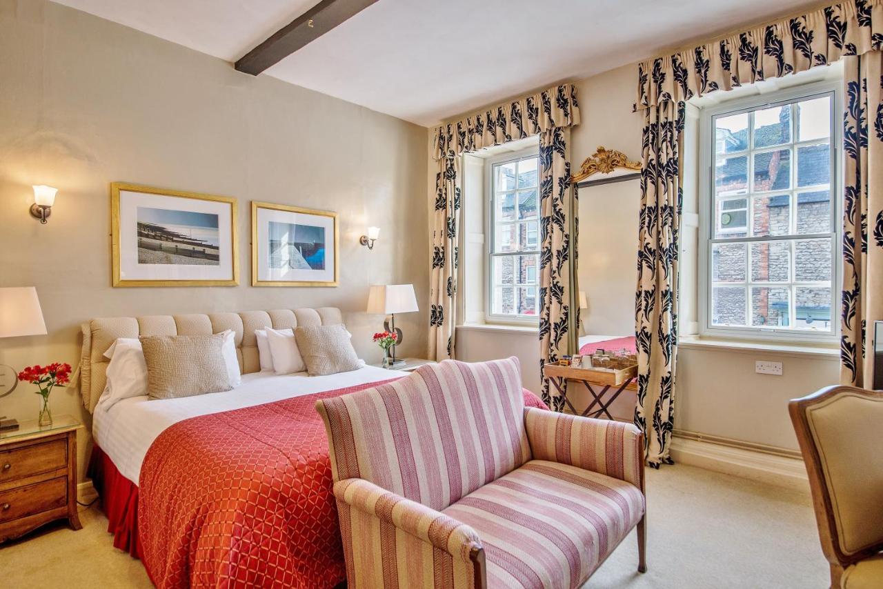 Superior Deluxe Double or Twin Room
