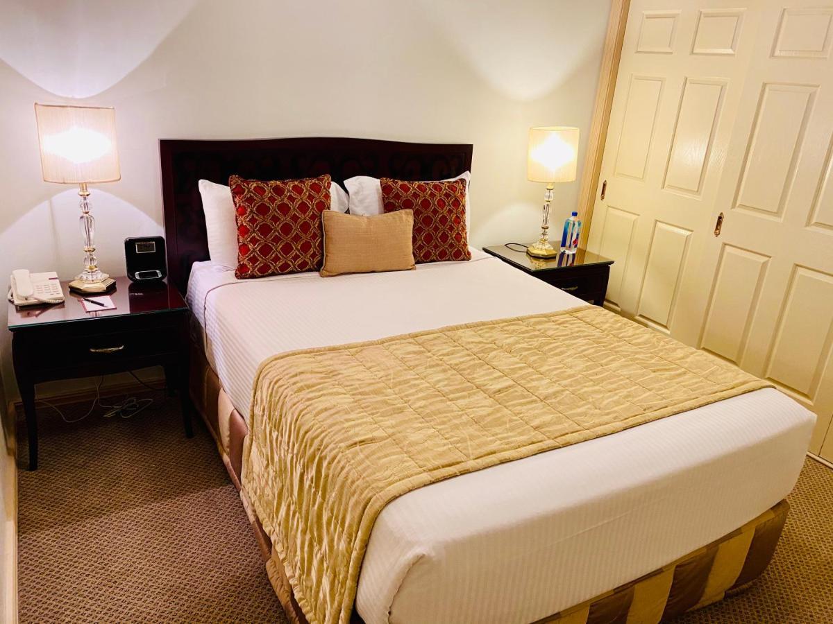 One Bedroom Suite