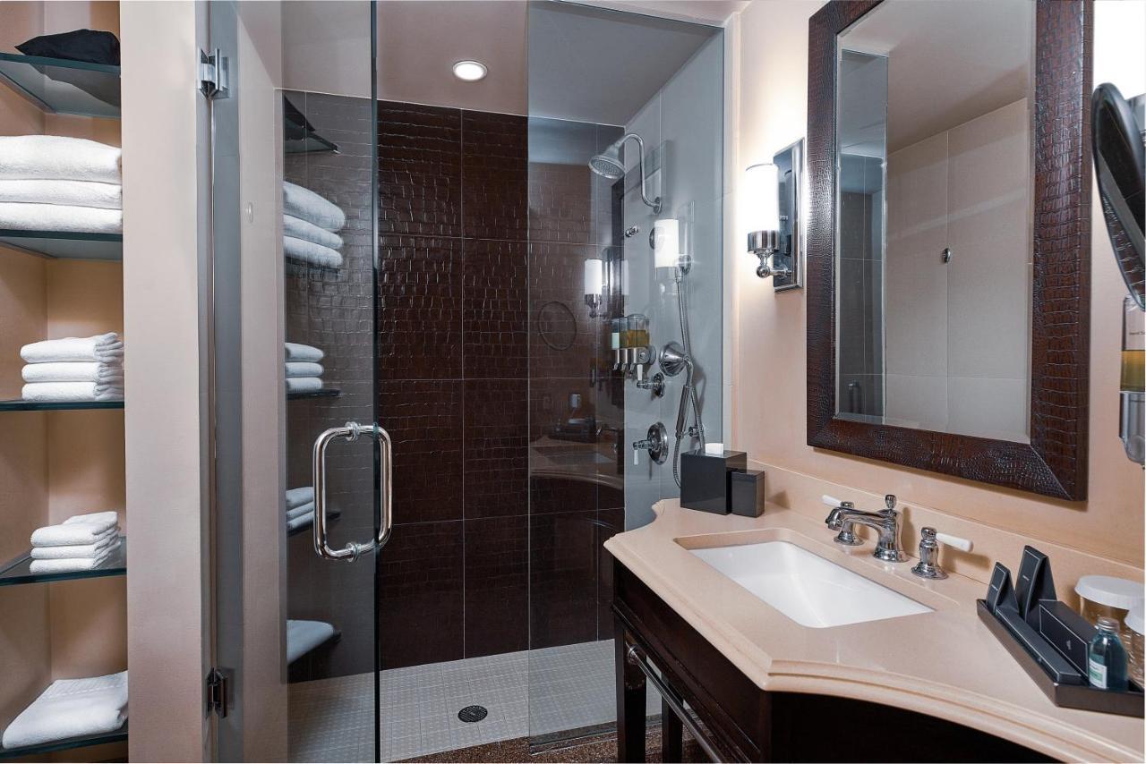 Cabana Room