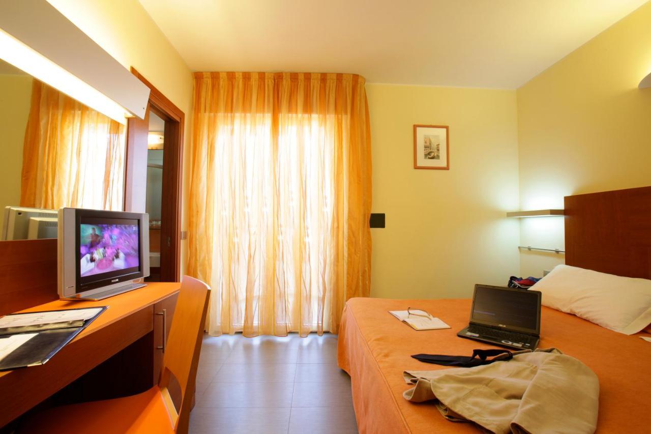 Double Room,66296659:JPEG