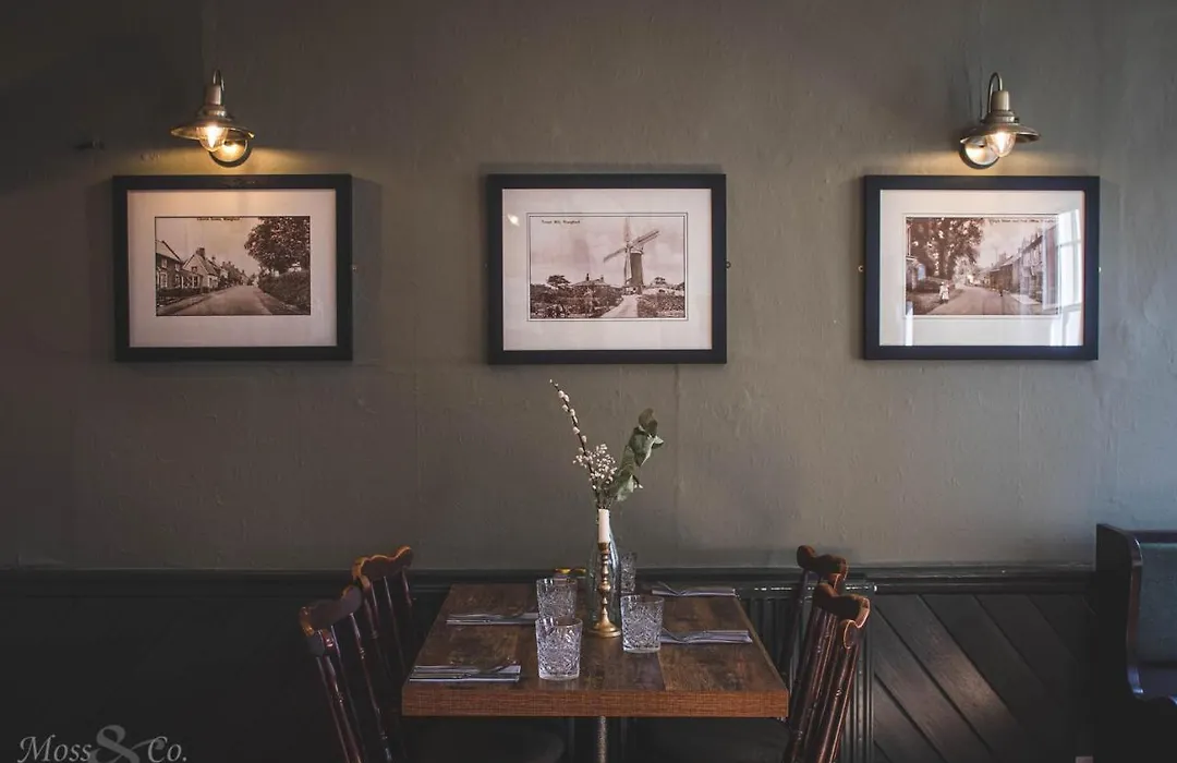 The Angel Inn-1