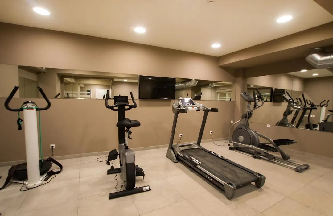 Parasol Luxury Hotel & Suites Adults Only-1