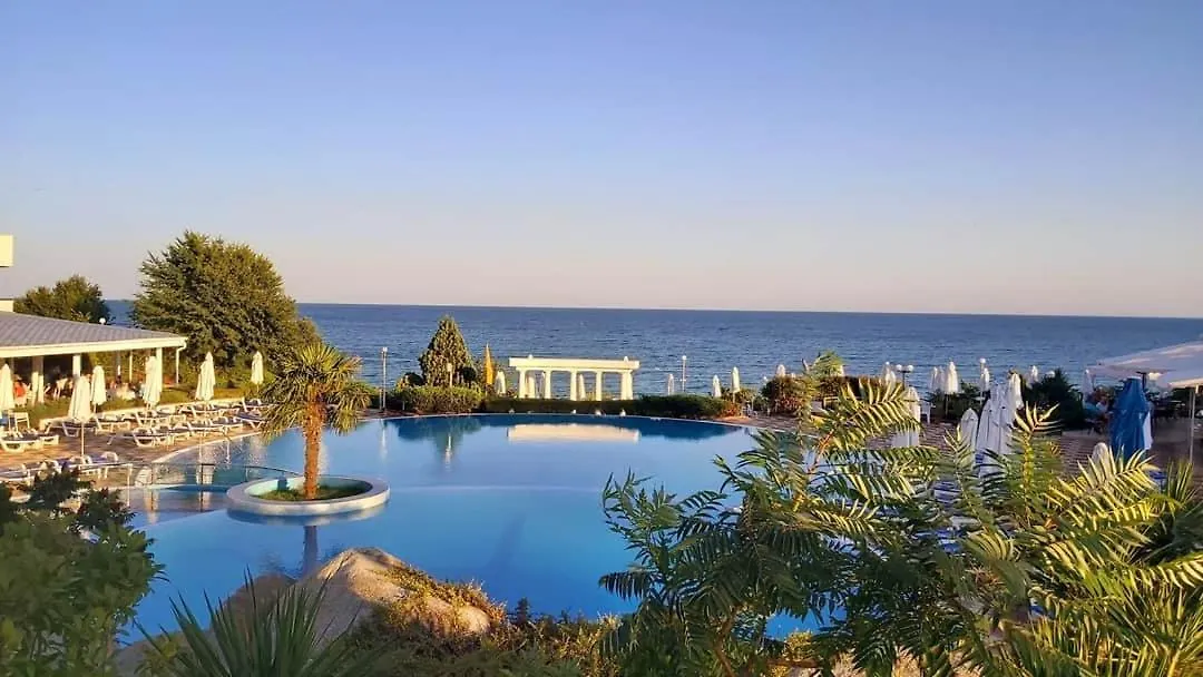 Sineva Beach Hotel-1