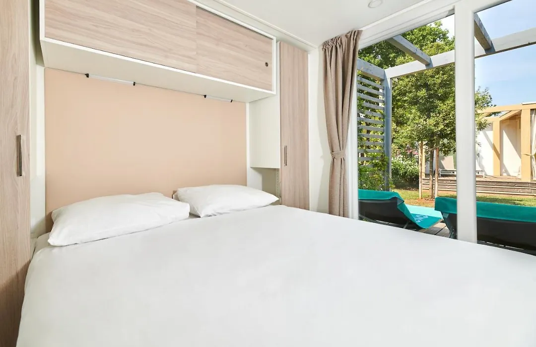 Camping Stella Maris Mobile Homes-1