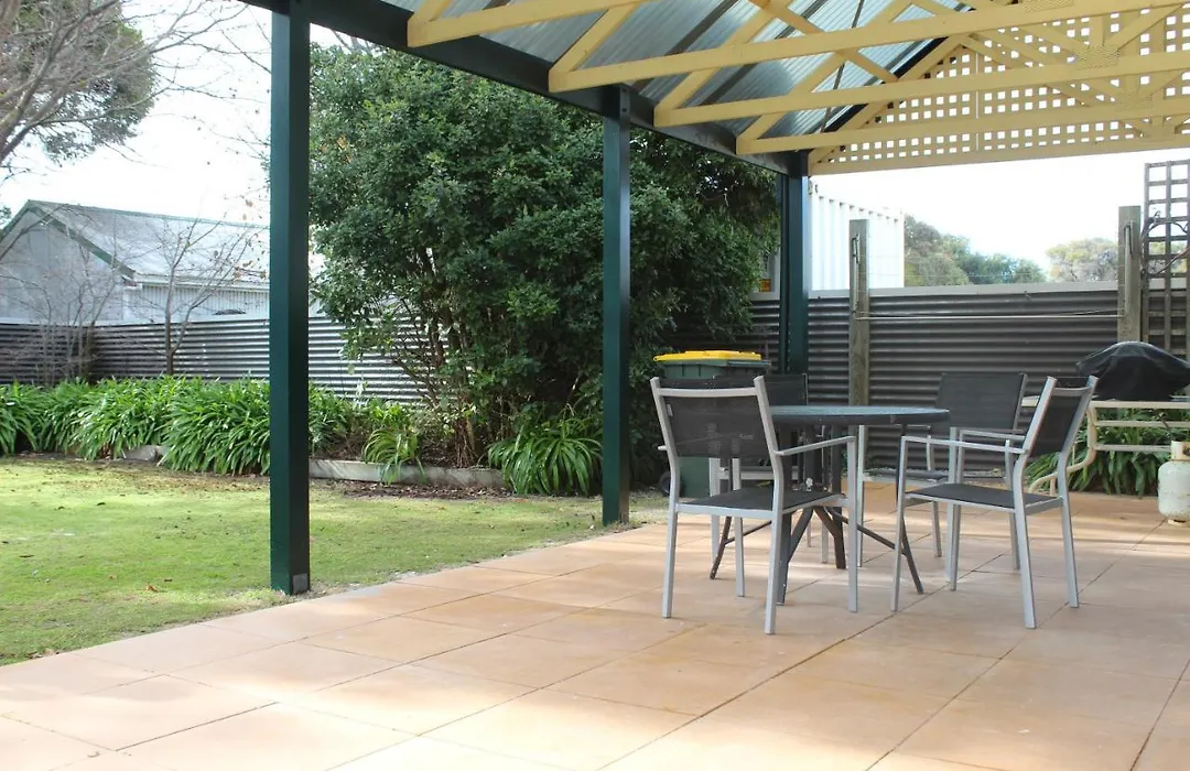 Victoria Cottage-1