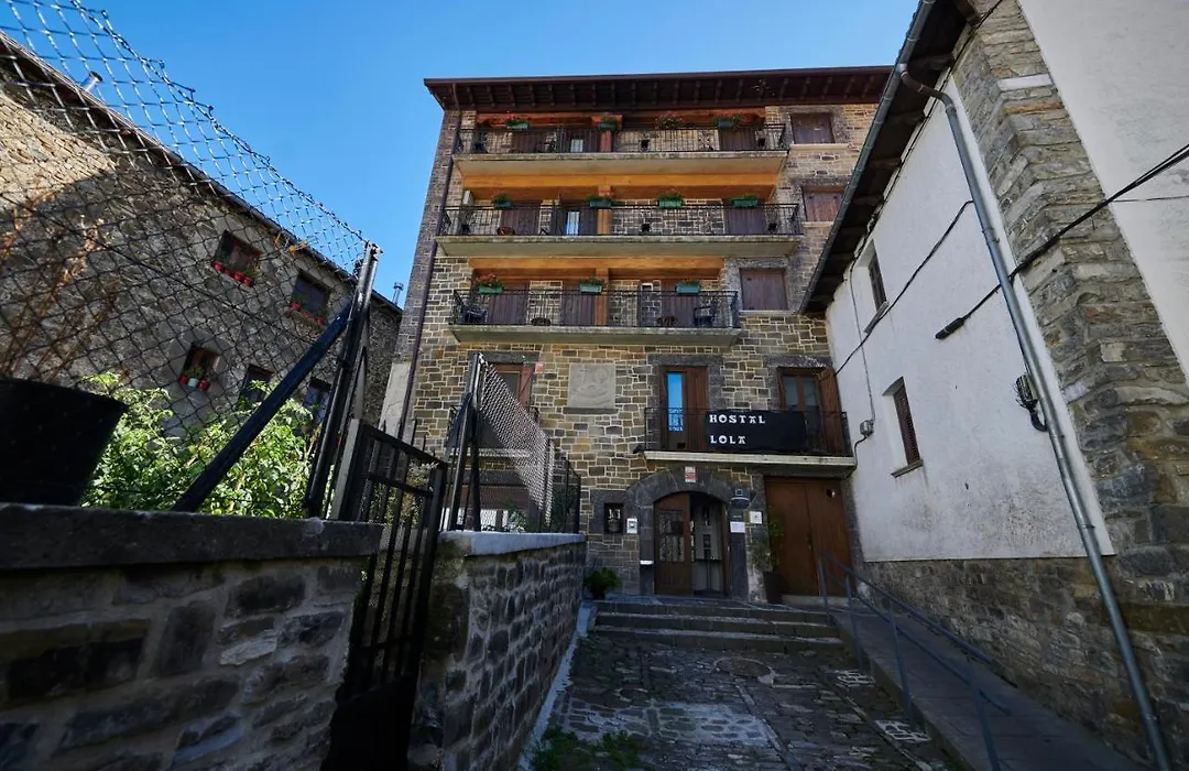 Hostal Lola-1