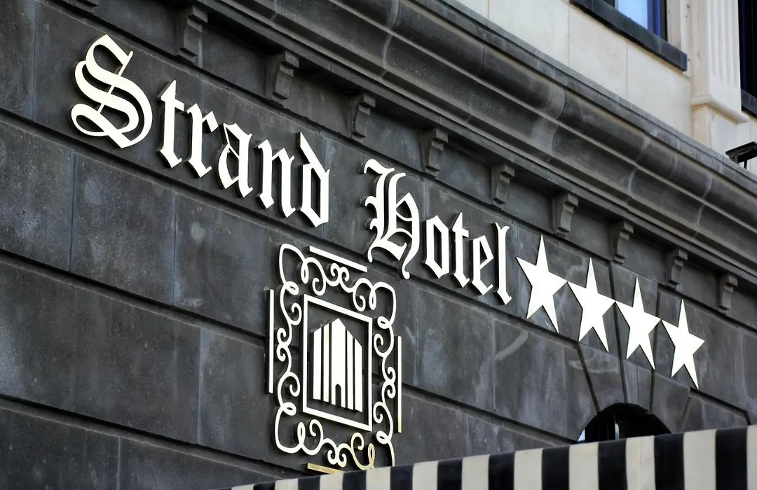 Strand Hotel Jordan-1