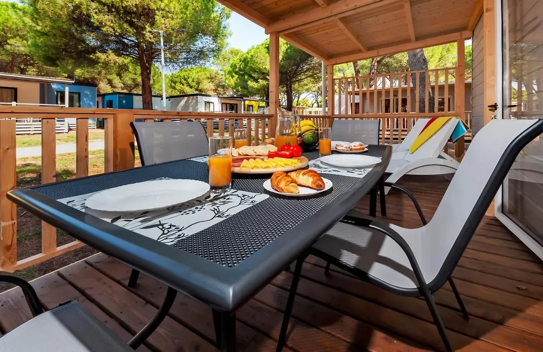 Mobile Homes Bi Village - Adriatic Kampovi-1