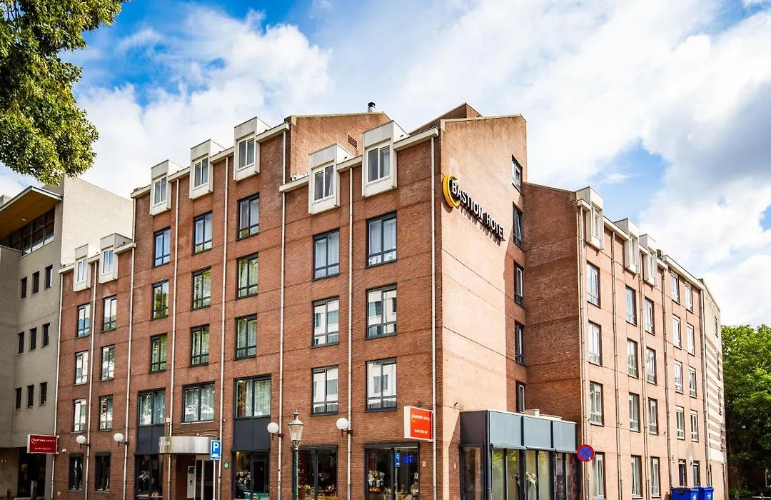Bastion Hotel Maastricht Centrum-1