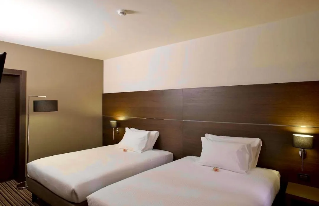 Sweet Hotel-1