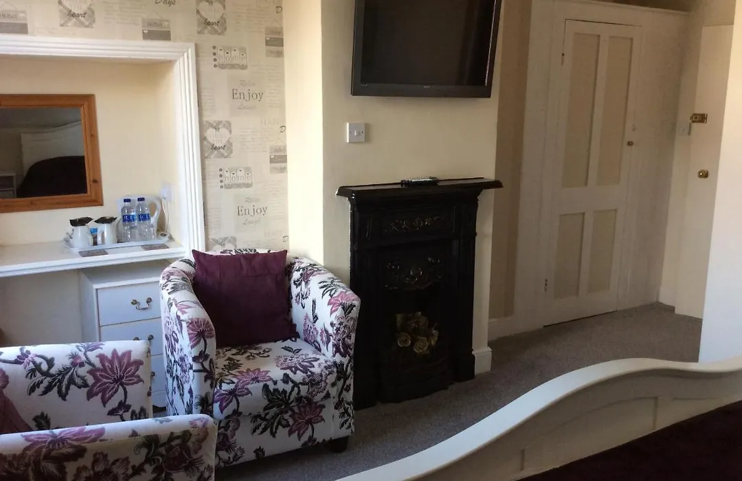 Highfield Guest House-1