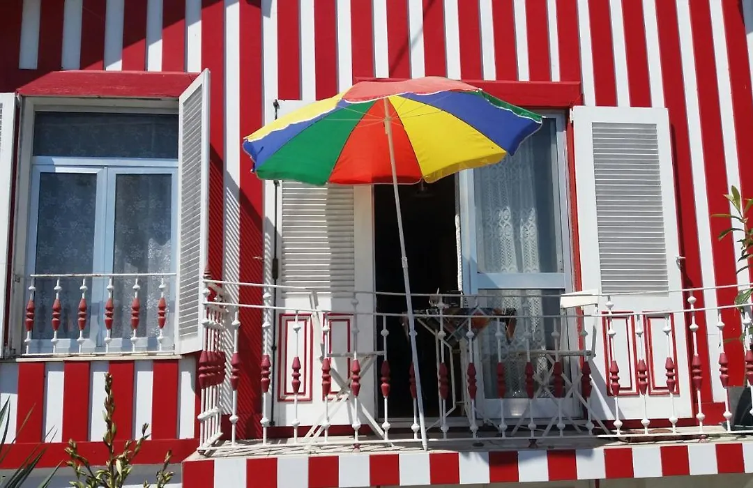 Sea house-1