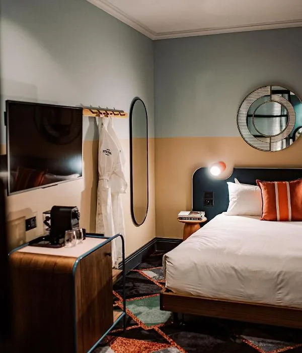 Stay At Hotel Steyne-1