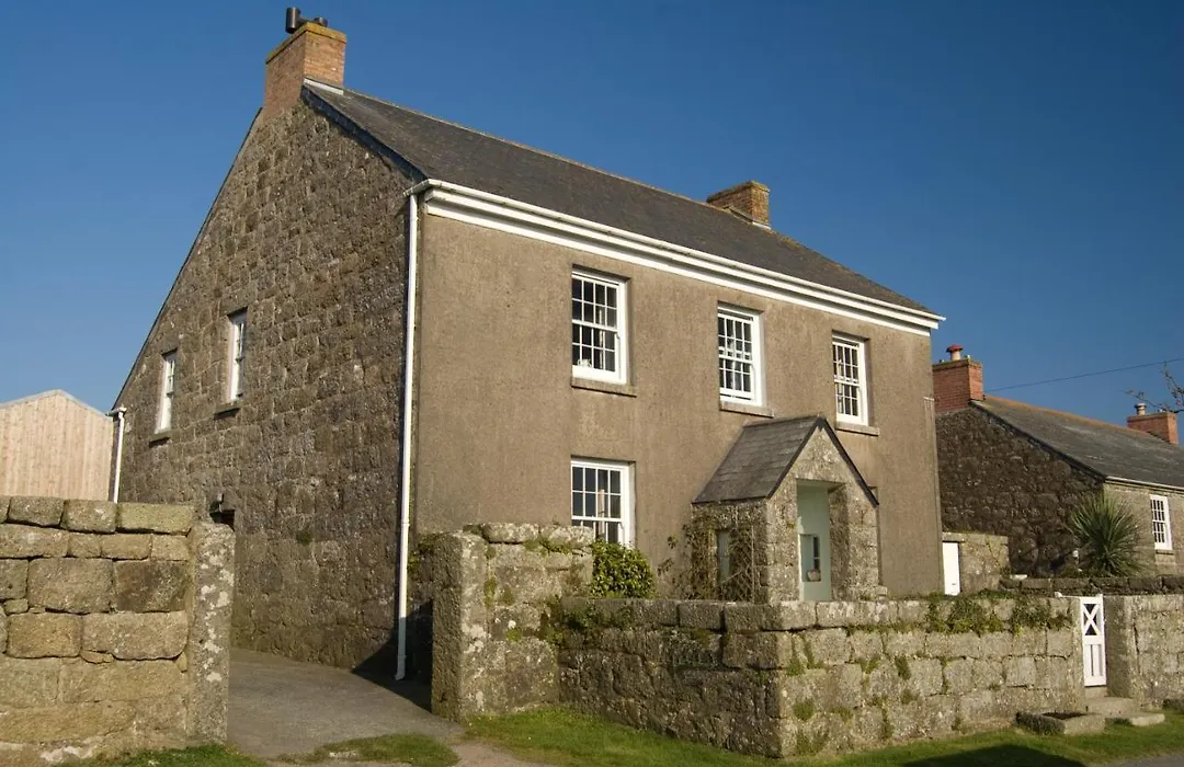 Tregiffian Farm B&B-1