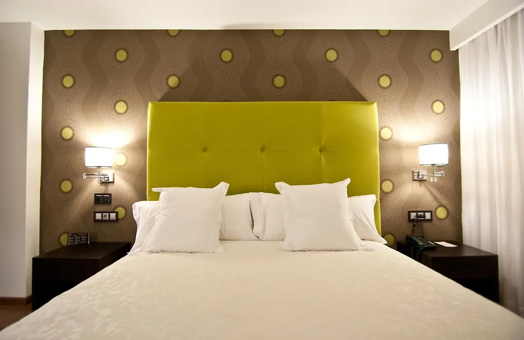 Hotel Infanta Leonor-1