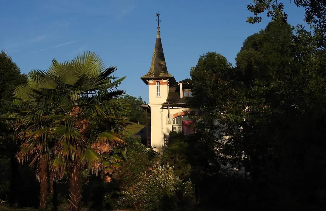 Petit Château-1