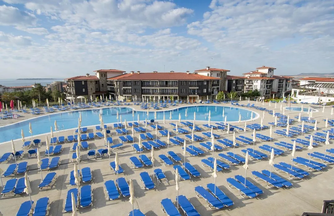 Nevis Resort & Aqua Park-1