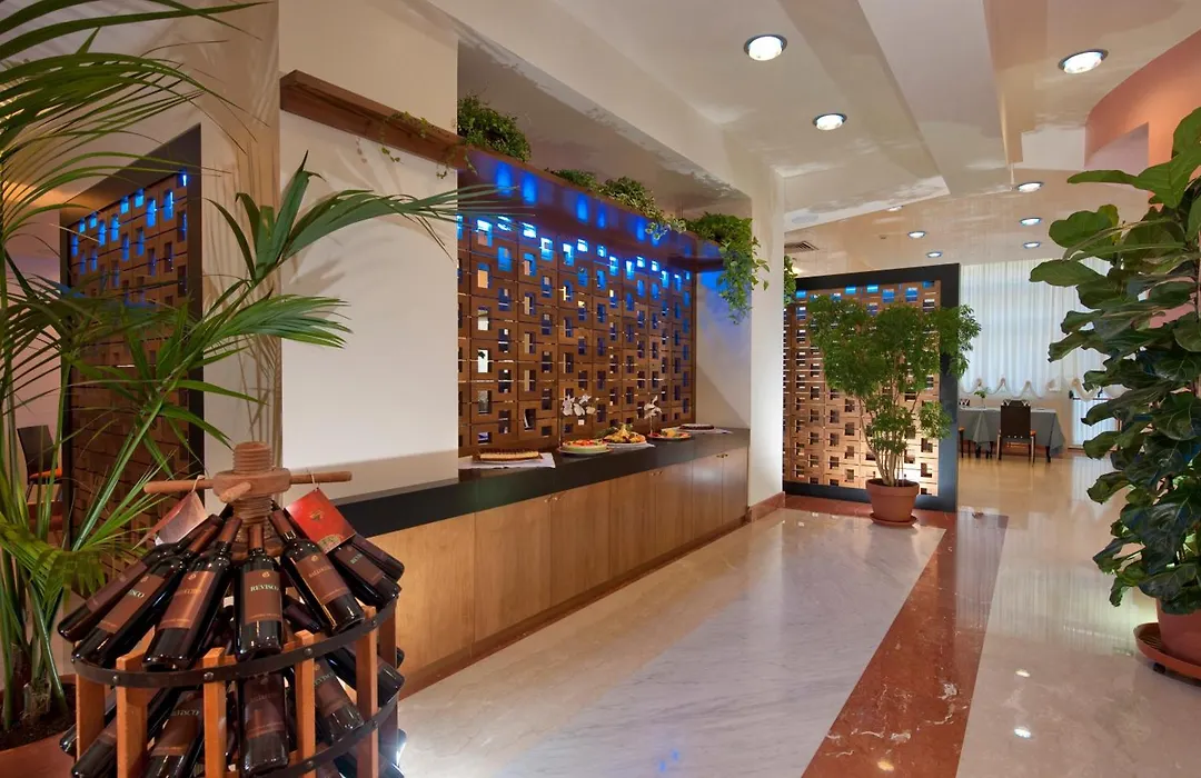 Park Hotel Centro Congressi-1