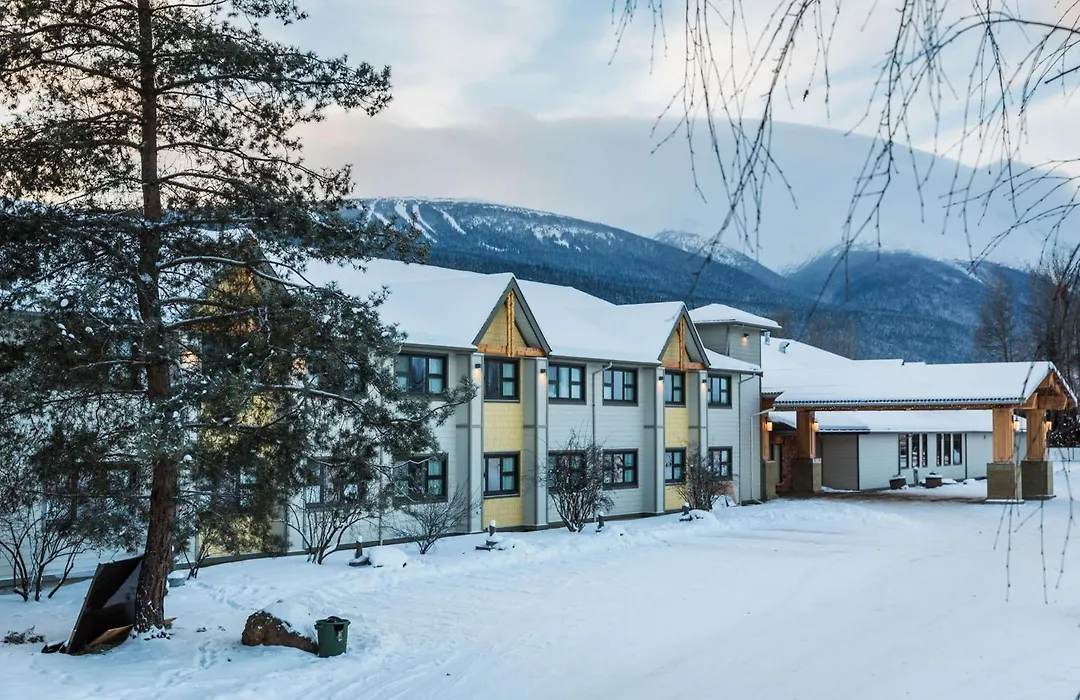 Prestige Hudson Bay Lodge & Conference Centre, Worldhotels Crafted Collection-1